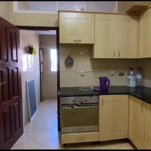 Arrenda-se apartamento tipo 3 - 1° andar na Polana Av Julius Nyerere ideal para Habitação e Escri