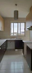 Vende-se espaçoso Apartamento T3 moderno com suíte no condomínio português, zimpeto