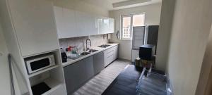 Arrenda-se Apartamento T2 luxuoso com móveis na Sommershild 2