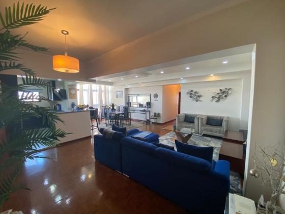 Vende-se Luxuoso Apartamento T3 Sem Móveis no 9°andar Com Elevador no Bairro da Coop (PH)*