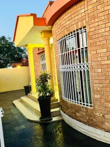 Moradia Tipo 3 Luxuosa | Magoanine B