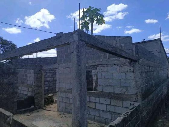 Vendo Ruína T3 em Magoanine 