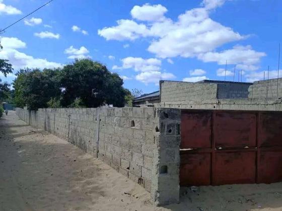 Vendo Ruína T3 em Magoanine 