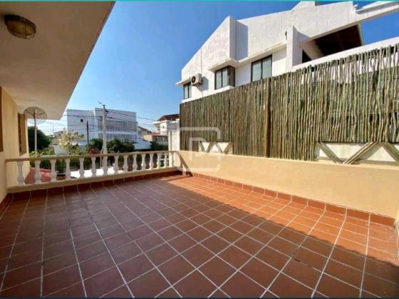 Vendo Moradia T3+T1 no Triunfo com Terraço espaço e piscina
