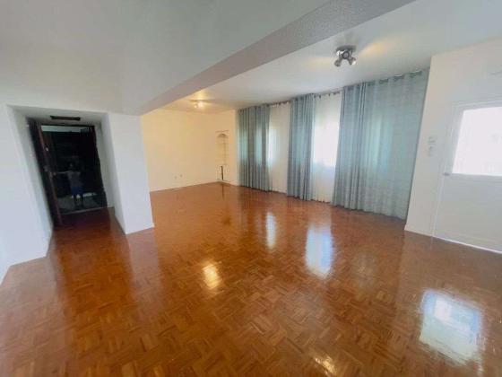 Vendo Apartamento T4 na Polana Rua da Argélia