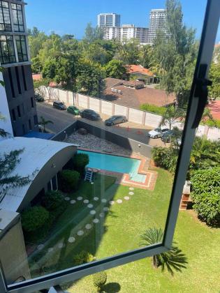 Vendo Apartamento Dúplex T4 no Condomínio SUN-VIEW com piscina