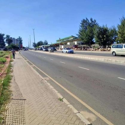 TRANSPASSE DE TERRENO NA AV. MARGINAL PRÓXIMO AO MERCADO DO PEIXE COSTA DO SOL