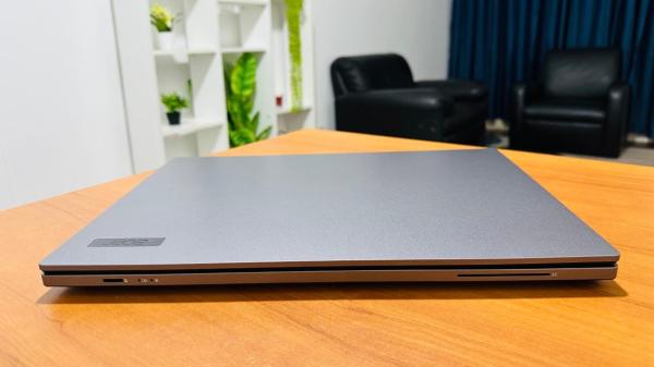 Laptop Acer Travelmate P216 Iron i7 13th 16” 8GB RAM 1TB SSD