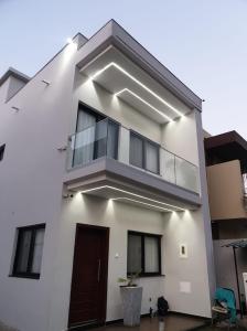 VENDE-SE GEMINADA DUPLEX T4 TRIUNFO NOVO COSTA DO SOL ☀️ MAPUTO -MOCAMBIQUE