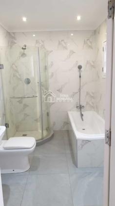 Moradia T4 no Condominio Park Miramar
