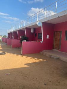 Vendo condomínio de 6 casas T1 na Matola - Excelente oportunidade para Investimento