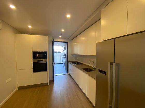 Arrenda-se  Excelente apartamento T3  Localização:Rua Shiundi Condomínio Vicera