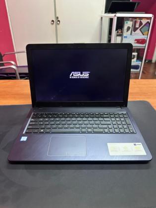 ASUS X543U i3 6th 4GB RAM 1TB