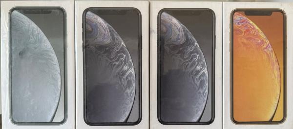 iPhone XR 64gb selado