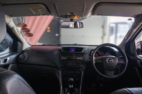 MAZDA BT50 EDGE 4X4 2.2 2015 | VIATURA USADA – MAPUTO