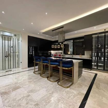 VENDE-SE MORADIA LUXUOSA T4 EM MAPULENE -COSTA DO SOL ☀️ MAPUTO