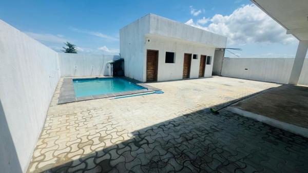 VENDE-SE VIVENDA T3 EM MAPULENE -COSTA DO SOL