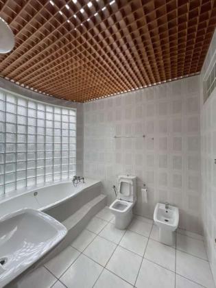 vende-se Moradia, tipo4 no condomínio Águas Azuis