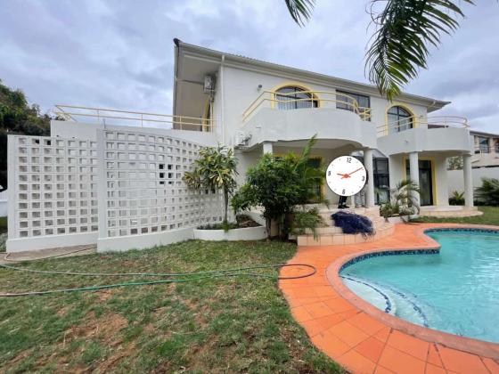 Arrenda-se Moradia, tipo4 na Av. Julius Nyerere