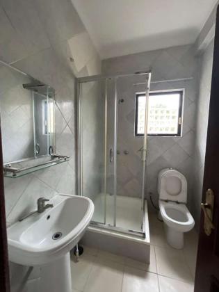 vende-se Moradia, tipo4 no condomínio Águas Azuis