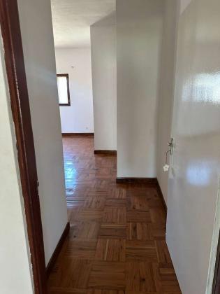 Vende-se está bela vivenda, tipo3 no bairro de Magoanine CMC