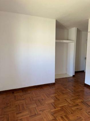 Vende-se está bela vivenda, tipo3 no bairro de Magoanine CMC