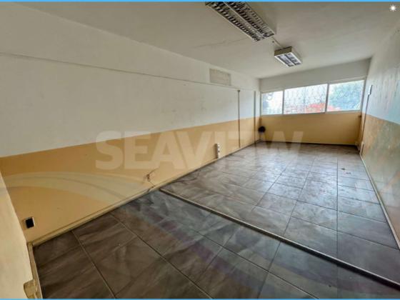Vendo Loja Área 200m² + 200m² + 4 Gabinetes 24 de julho