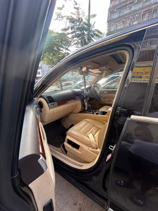 VW Touareg com Sunroof