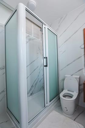 VENDE-SE APARTAMENTO T3 NA POLANA AV. 24 DE JULHO