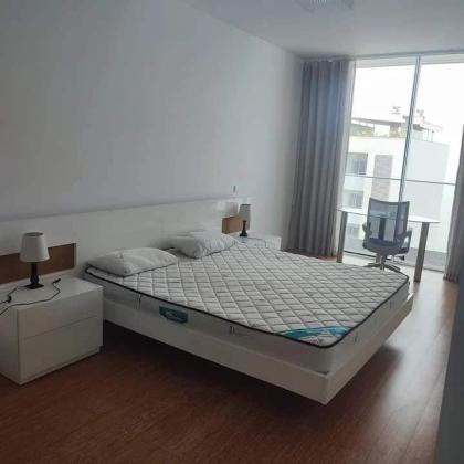 Apartamento T3 mobilado no Platinum