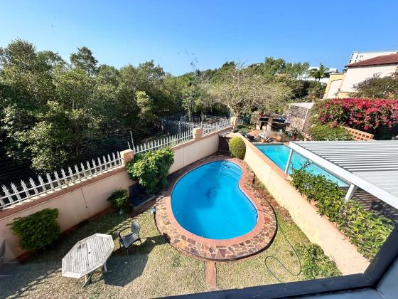 ARRENDO Moradia super top na marginal No condomínio Marés*