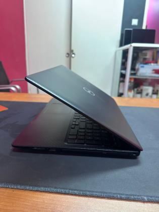 Dell Inspirion 3580 i7 8th 16GB RAM 256GB SSD