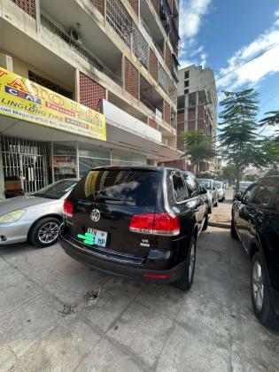 VW Touareg com Sunroof