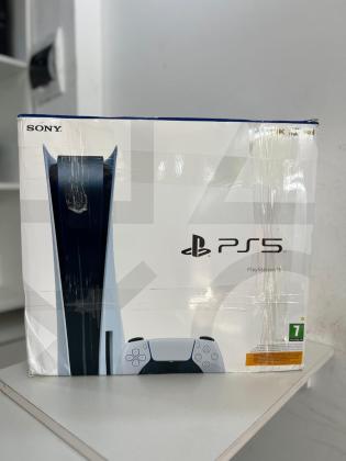 PlayStation 5 fat 825GB