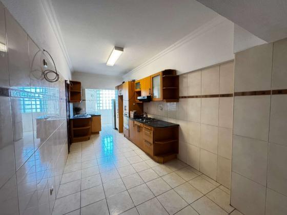 Arrenda-se Apartamento T3+1 andar alto com elevador