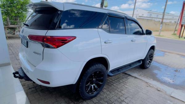 Toyota Hilux gd6 fortuner