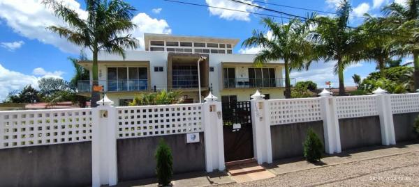 Vende-se Duplex T.5 no Belo Horizonte