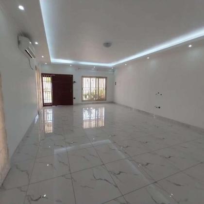 Vende-se Vivenda Tipo 3 na Matola Tsalala