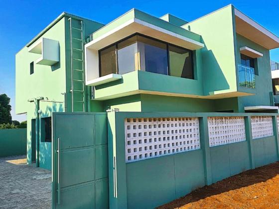 Vende-se Casa Tipo 3 na Cidade da Matola