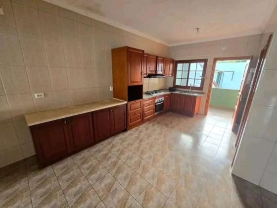 Arrenda-se Casa Tipo 3 na Cidade da Matola