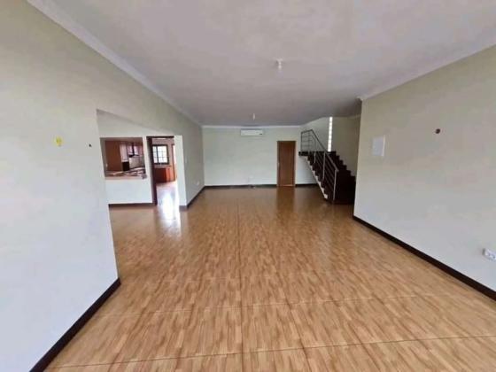 Arrenda-se Casa Tipo 3 na Cidade da Matola