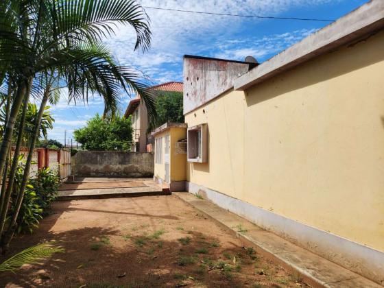 Vende-se Vivenda Tipo 3 no Hanhane Cidade da Matola