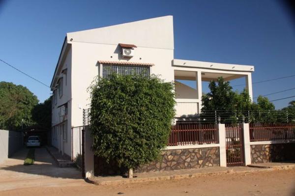 Arrenda-se Casa Tipo 3 na Matola FOMENTO