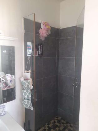 Vende-se apartamento do tipo 3 no condomínio casa jovem