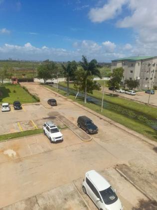 Vende-se apartamento do tipo 3 no condomínio casa jovem