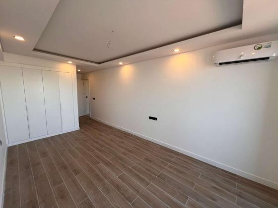 VENDE-SE  LUXUOSO APARTAMENTO T-4, 2 SUÍTES, COZINHA MODERNA EQUIPADA,, EDIFÍCIO NOVO, COM ACABAMENTOS DE PONTA NO CONDOMÍNIO AURA A  450.000 USD