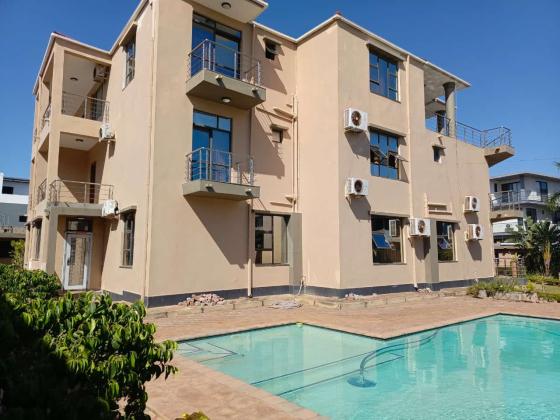 ARRENDA-SE EXCELENTE MORADIA, T7 BAIRRO COSTA DO SOL TRIUNFO 2 PRÓXIMO A VILA SOL
