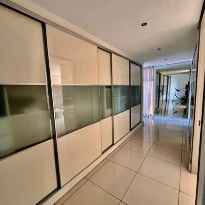 ARRENDO APARTAMENTO T4 DUPLEX MOBILADO
