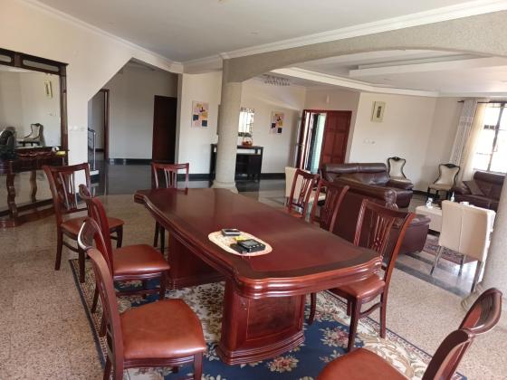VENDE-SE MORADIA T7 NO BAIRRO COSTA DO SOL - TRIUNFO NOVO PRÓXIMO A VILA SOL ☀️ MAPUTO MOÇAMBIQUE