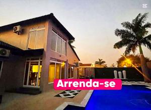 Arrenda-se Casa T4 na Machava